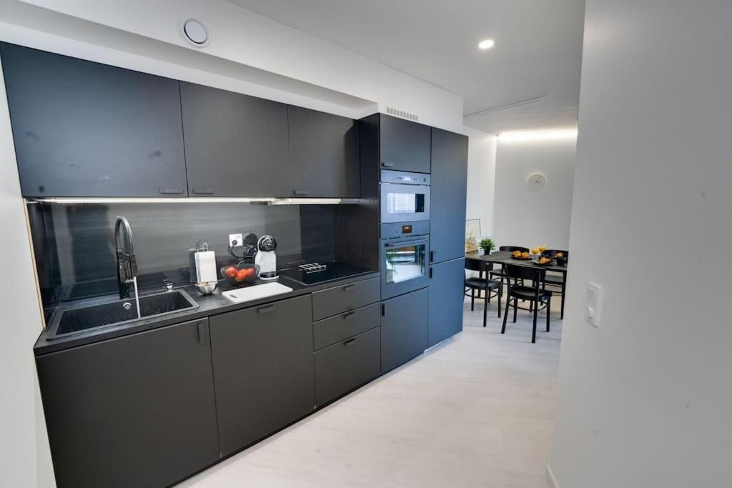 Best Location In Tampere! Modern City Apartment, 2Rooms, Kitchen And Balcony Εξωτερικό φωτογραφία